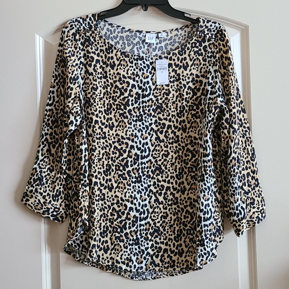 Gap NWT Animal Print Blouse